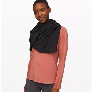 Lululemon Black Vinyasa Rulu Snap Scarf OS